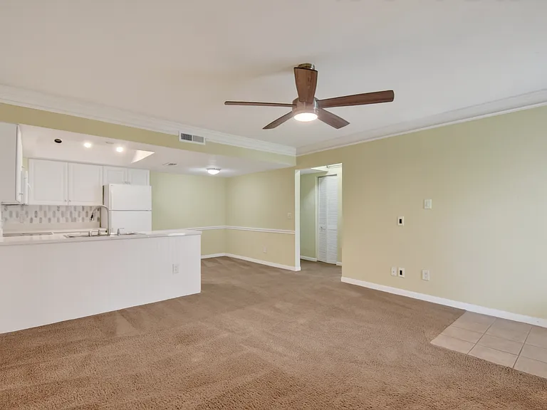 100 Fairway Park Blvd #511 — Photo 16