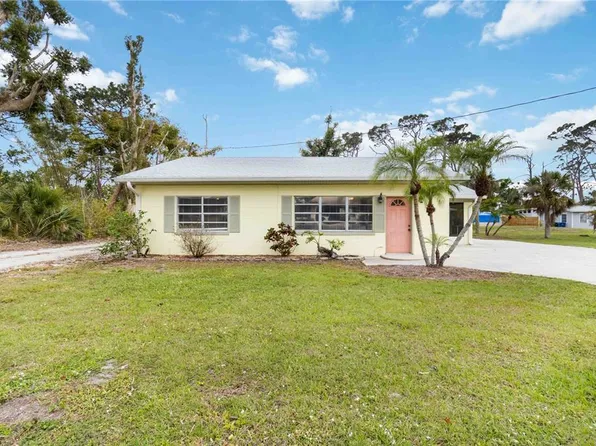 212 Gulf Ave, Nokomis, FL 34275