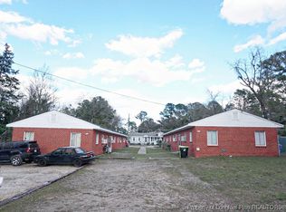 127/129 N 1st St, Spring Lake, NC 28390