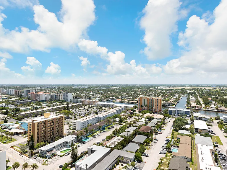 900 N Ocean Blvd #MPH04 — Photo 32