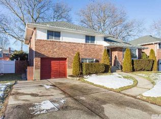 1691 N Jerusalem Rd, East Meadow, NY 11554