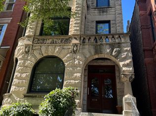 1112 N Hoyne Ave #2, Chicago, IL 60622