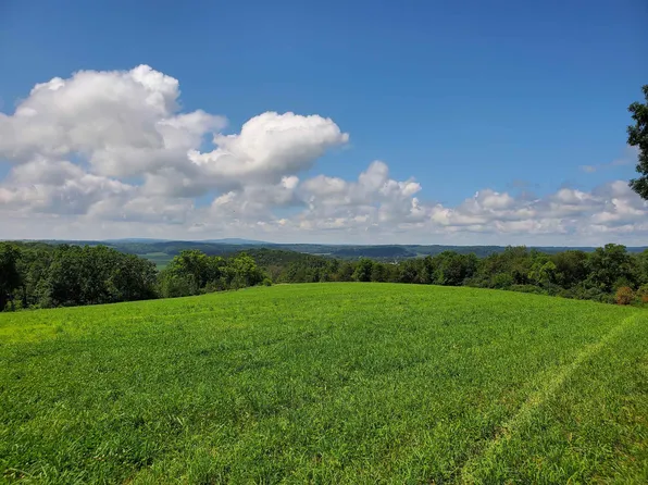Blackberry Rd, Black Earth, WI 53515