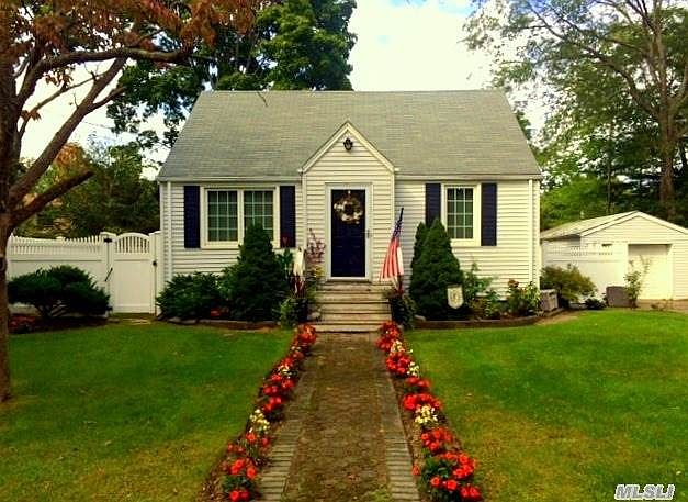 1st image of 63 Lindell Ave
