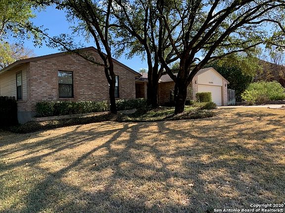 4th image of 15603 Trail Bluff Dr