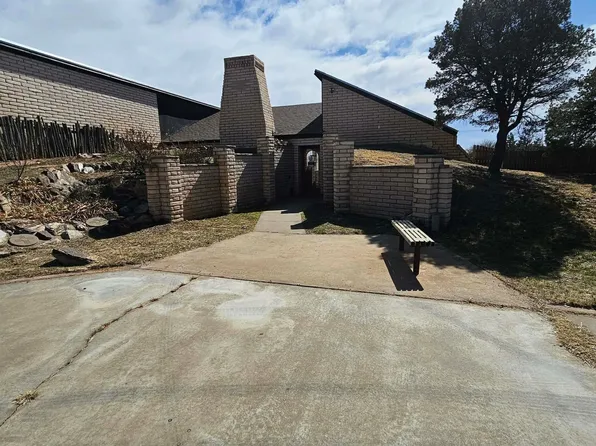 121 Remuda Dr, Clovis, NM 88101