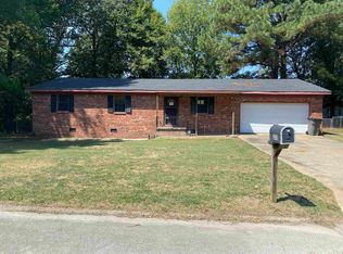 202 Foxfire Dr, Paragould, AR 72450