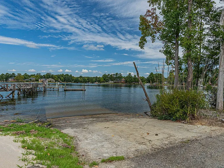 132 Laguna Vista Dr — Photo 46