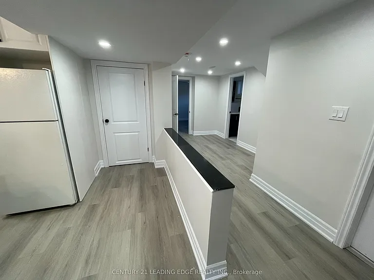 654 Annapolis Ave #BASEMENT — Photo 16