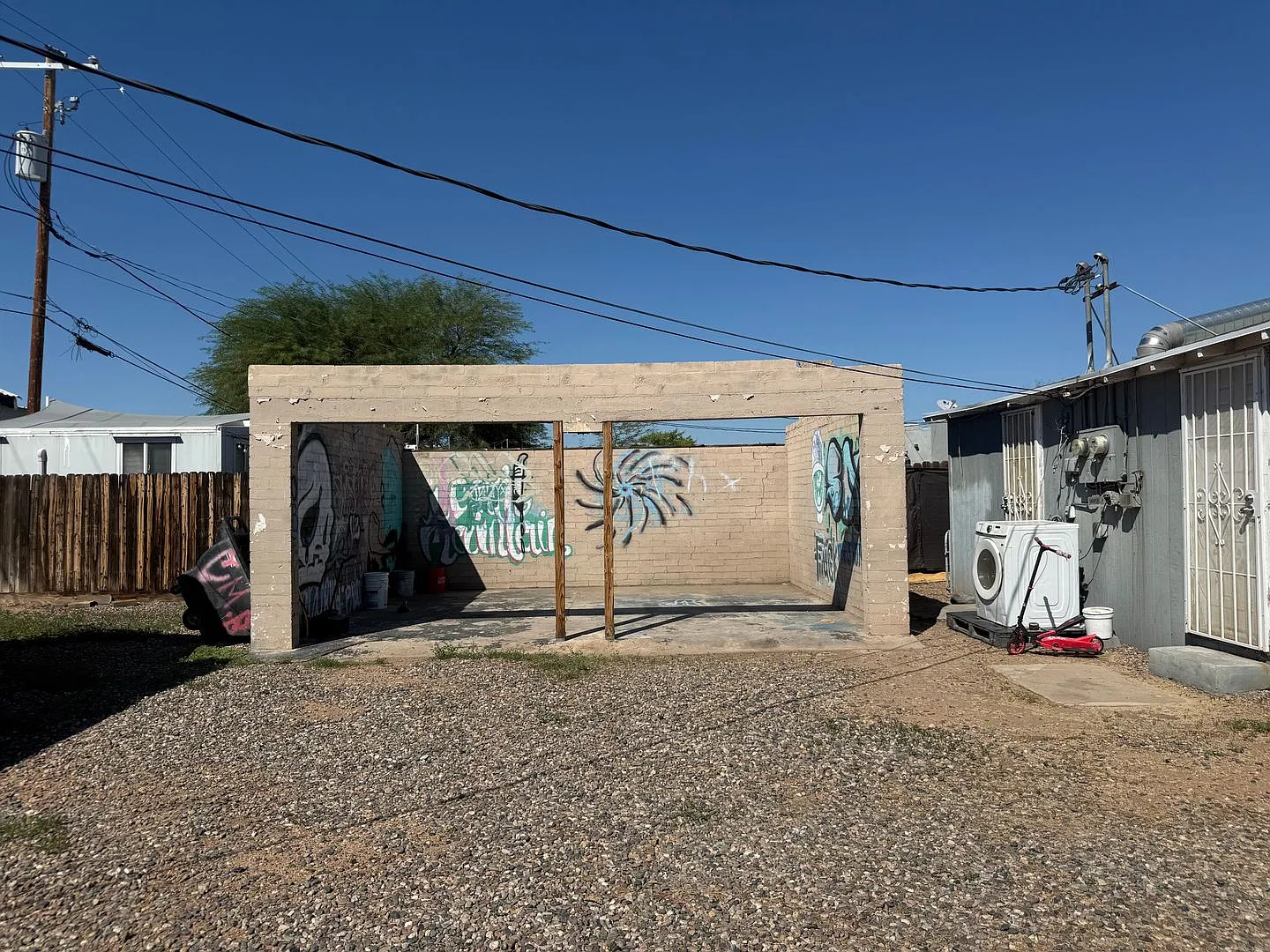 Phoenix 1 Bedroom Unit — Photo 1