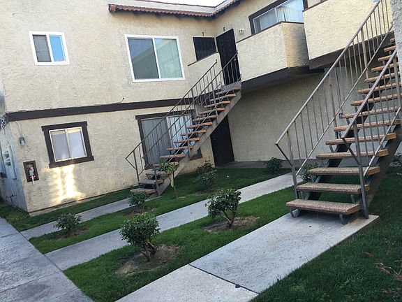 5th image of 22012 Belshire Ave Unit 14