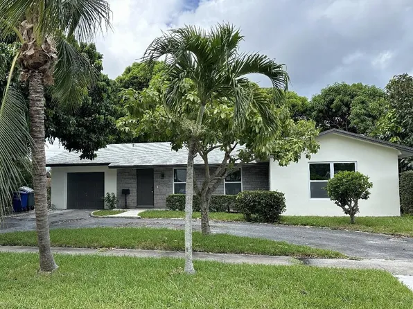 425 Greenbriar Drive, Lake Park, FL 33403