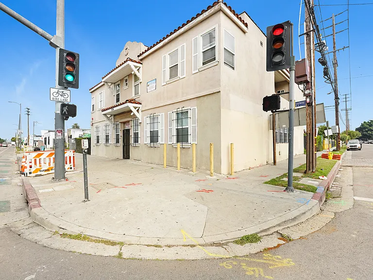 9124 S Broadway #2 — Photo 9