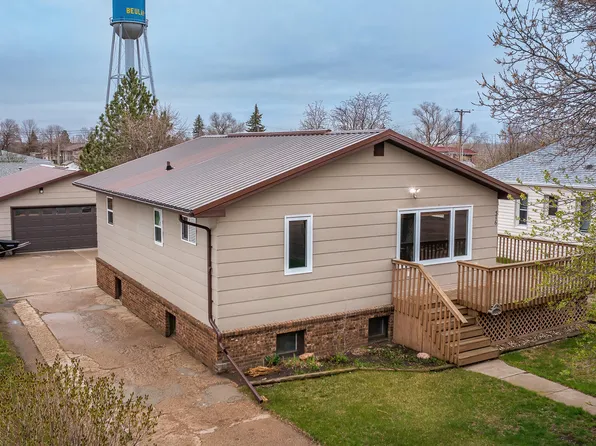 316 2nd Ave NW, Beulah, ND 58523