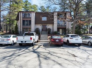 5 Greenbriar Dr APT 307, North Reading, MA 01864