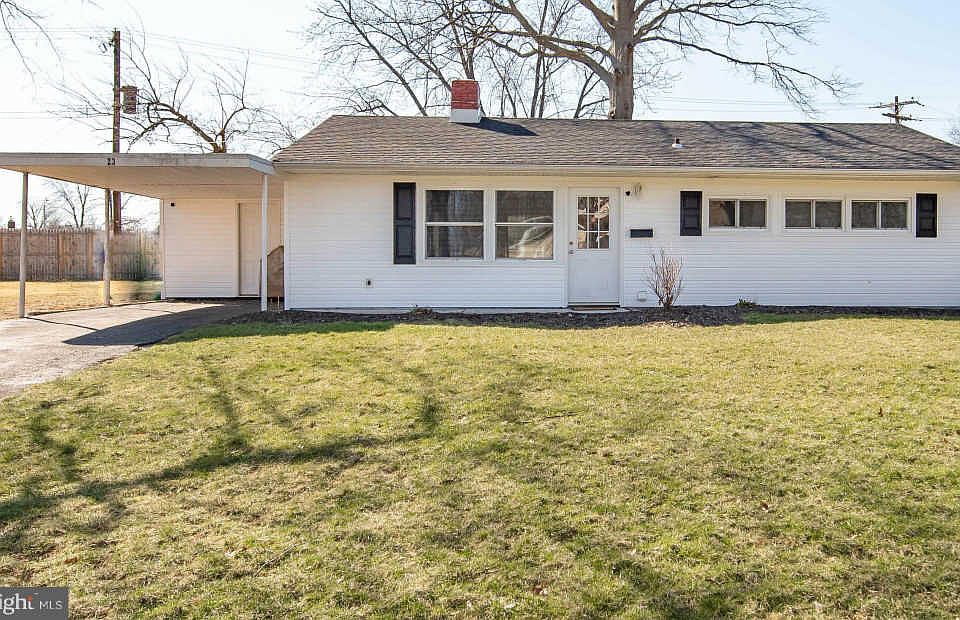 1st image of 23 Bentwood Ln