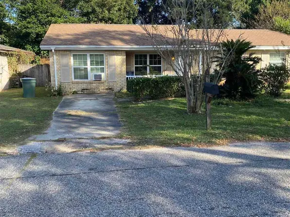 7742 Graves Rd, Pensacola, FL 32514