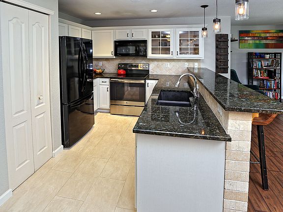 4th image of 205 Hurd Ln #4104