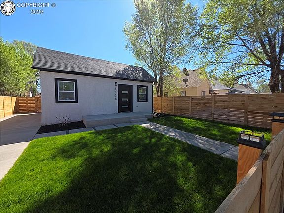 3rd image of 1328 Cypress St