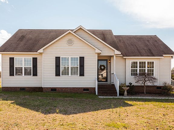 Adorable ranch in cul-de-sac