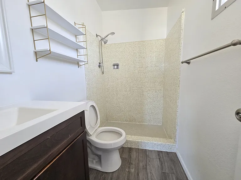 2723 S Los Feliz Dr — Photo 8