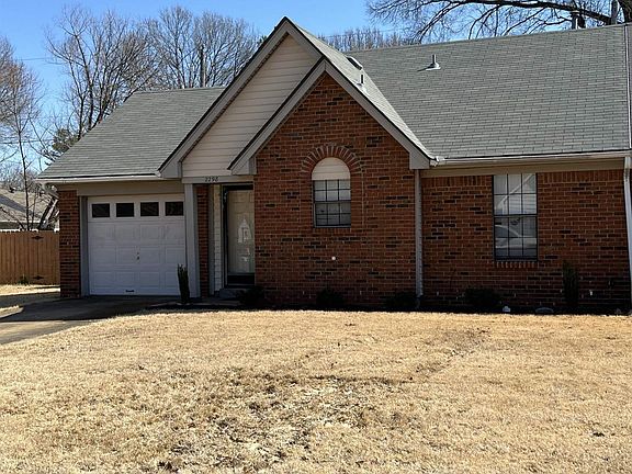 3rd image of 2298 Hometown Dr