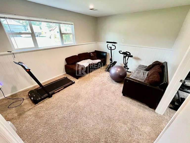 4524 W 1st Street Rd — Photo 12