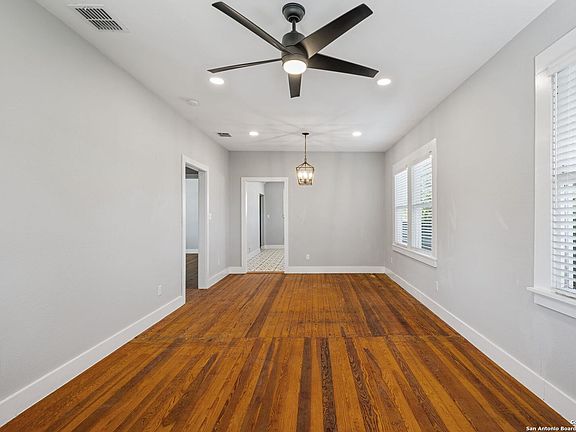4th image of 323 SAINT MARY ST