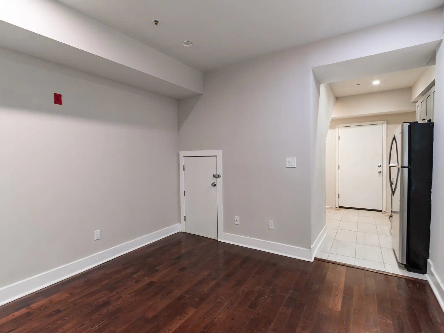 2 bed, 745 sqft, $1,535 — Photo 3