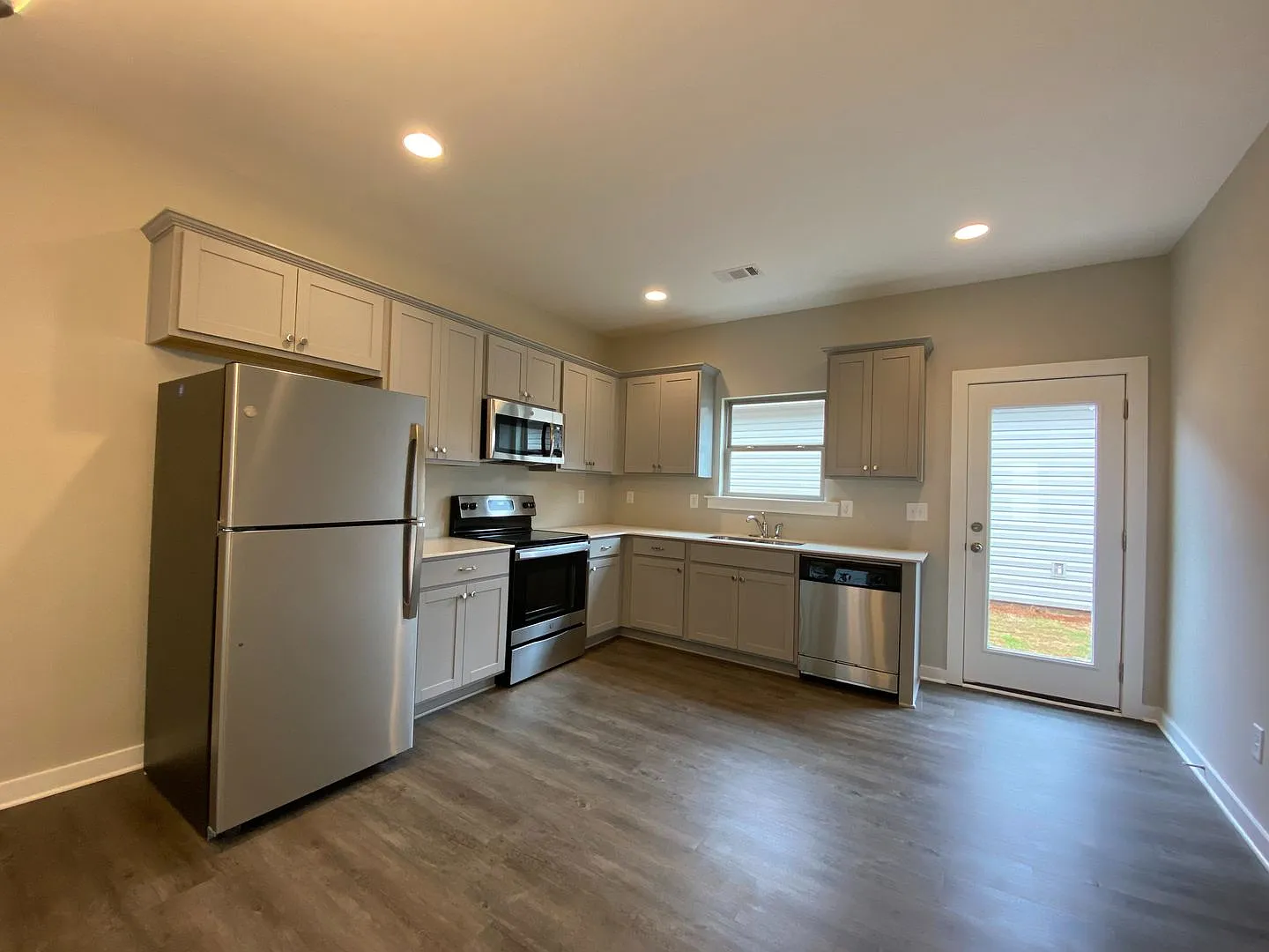Home for Rent in Tuscaloosa, AL... View with 48 Hours Notice! — Photo 4