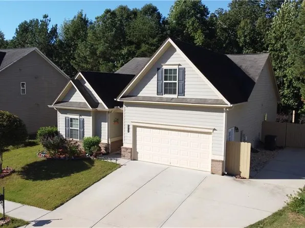 3916 Overlook Ridge Ln, Gainesville, GA 30507