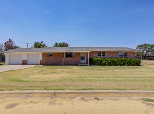 1619 Avenue L, Ralls, TX 79357