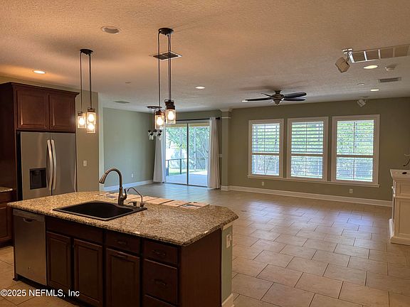 5th image of 14051 ALROSE Court
