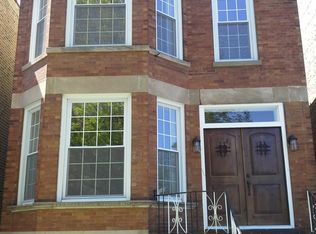2908 N Rockwell St, Chicago, IL 60618