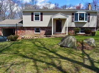 88 Currier St, Methuen, MA 01844