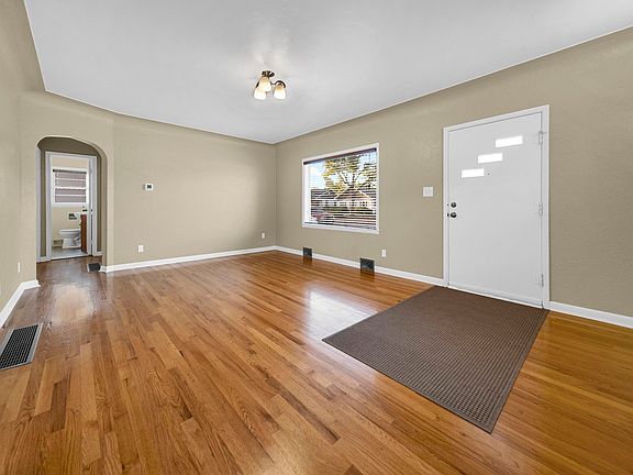 4th image of 409 McKinley St