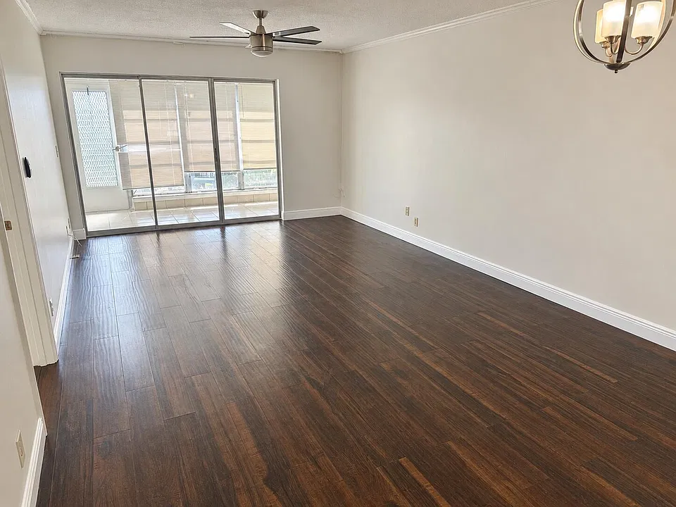 1120 Lemon Tree Ter #73-C