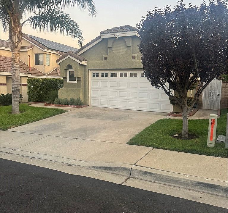 1st image of 15575 Riviera Ln