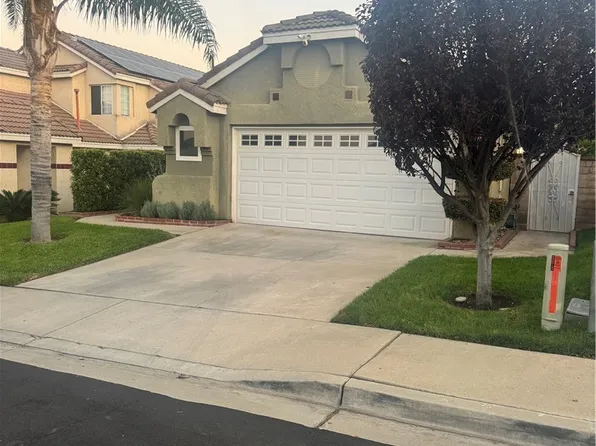 15575 Riviera Ln, Fontana, CA 92337
