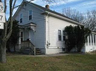 794 Washington St, Coventry, RI 02816