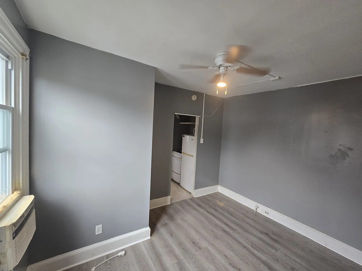 1 bed, $1,000 — Photo 3
