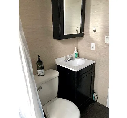 Rented by Nooklyn NYC LLC | media 56