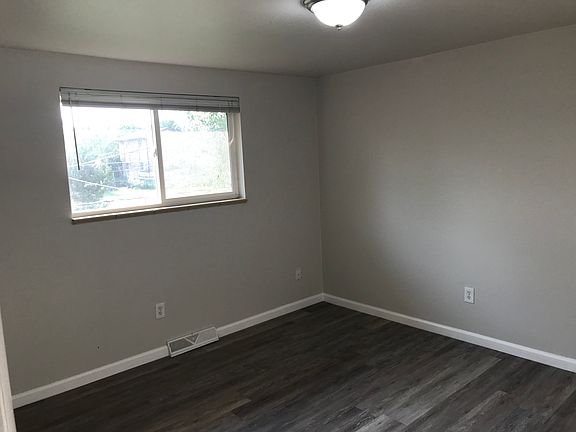 3rd image of 1225 Moore St #1225