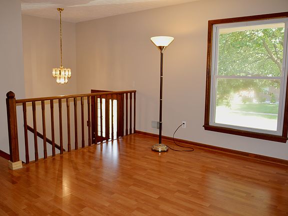 3rd image of 2311 Tyler Ln