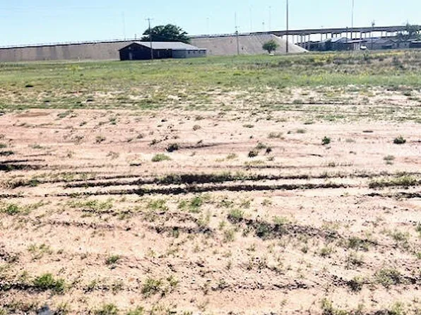 3803 E Bates St, Lubbock, TX 79403