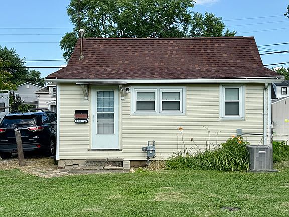 2nd image of 108 1/2 S Zane Ave
