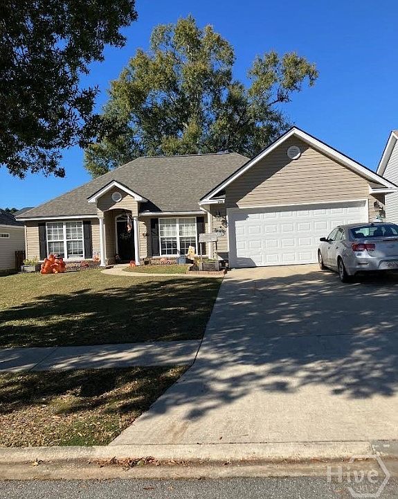 1st image of 295 Lancaster Way