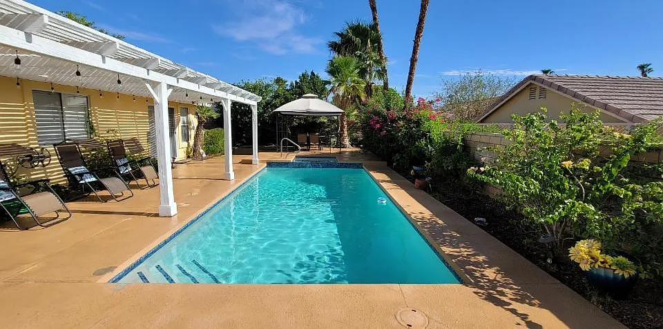 44210 Mariposa Ct