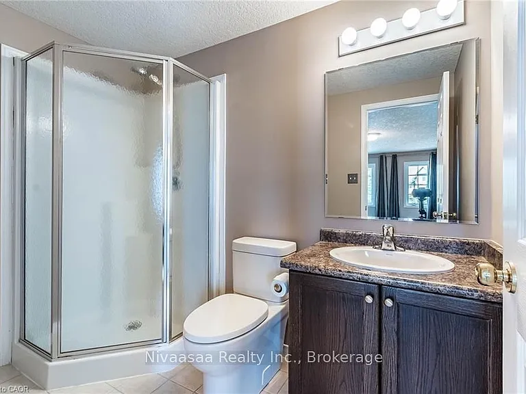 110 Activa Ave #D21 — Photo 22