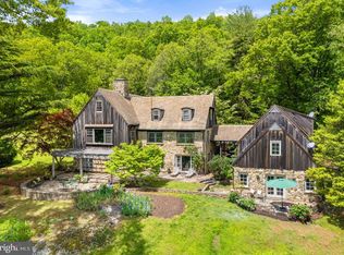 4392 Carrington Rd, Markham, VA 22643